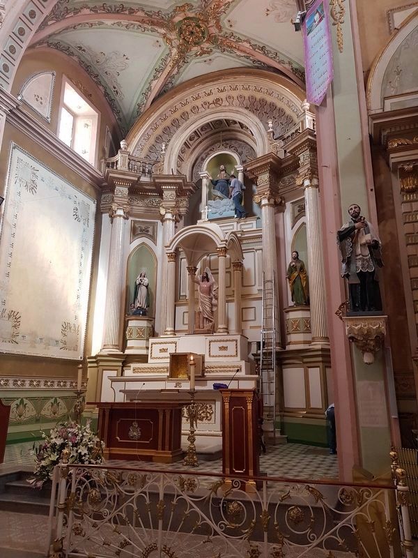 The altar of the Parish of Santiago image. Click for full size.