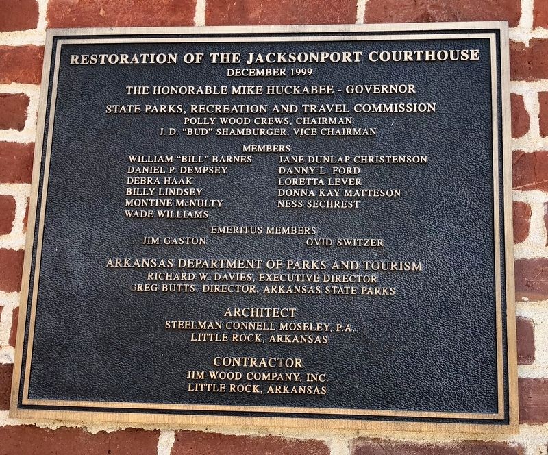 December 1999 courthouse restoration plaque image. Click for full size.