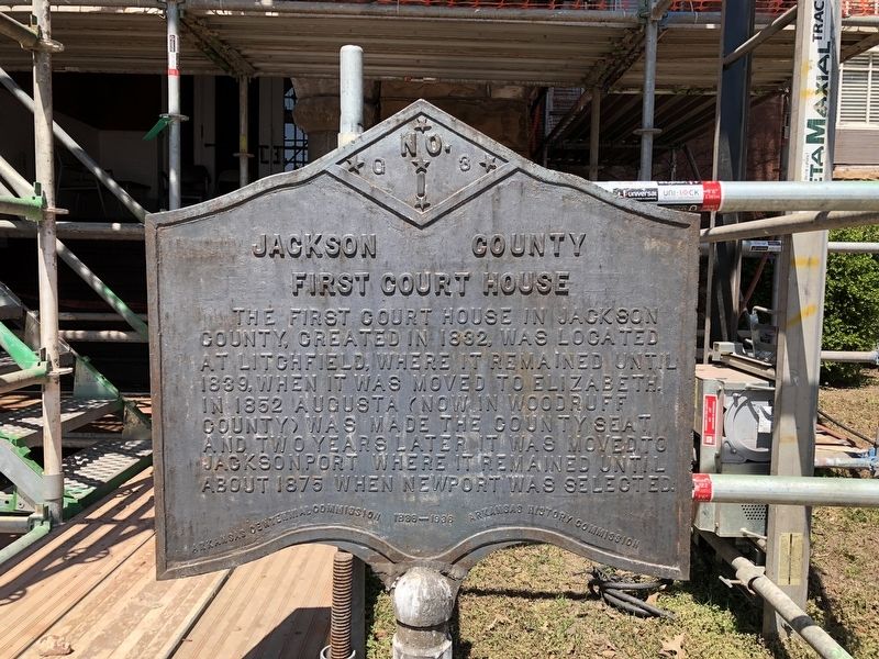 Jackson County First Courthouse Marker image. Click for full size.