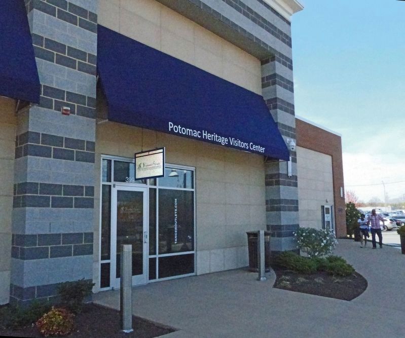 Potomac Heritage Vistors Center<br>Suite 399, Tanger Outlets image. Click for full size.
