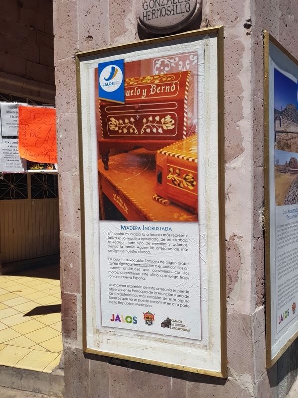 An additional nearby marker on inlaid woodwork from Jalostotitlán image. Click for full size.