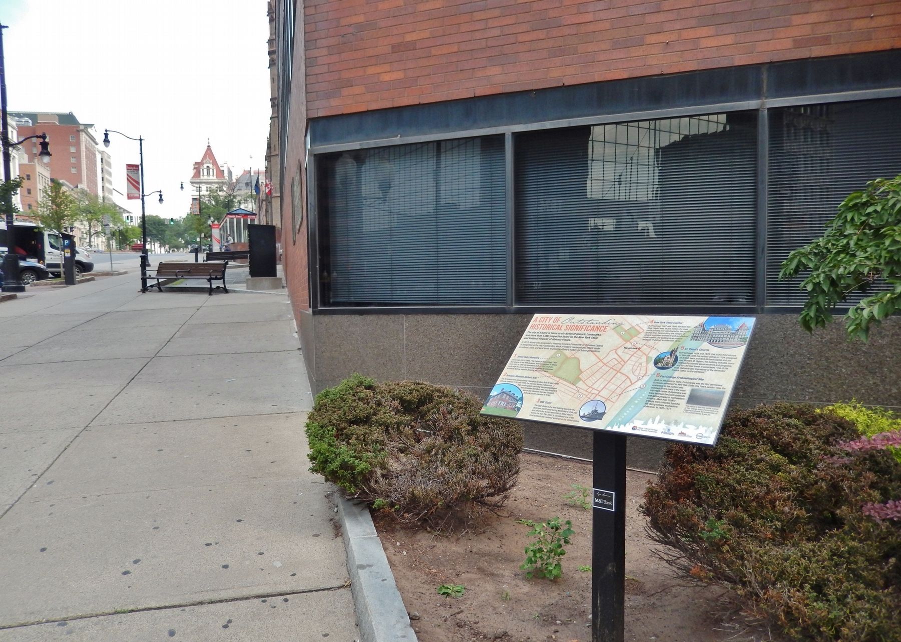 A City of Outstanding Historical Significance Marker (<i>wide view</i>) image. Click for full size.