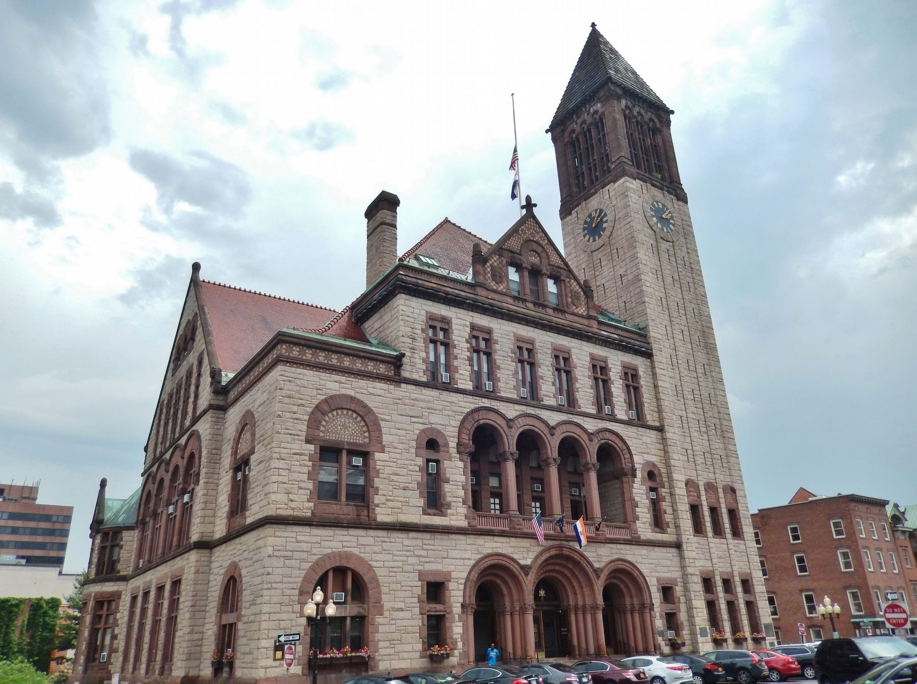 Albany City Hall & Carillon Tower image. Click for full size.