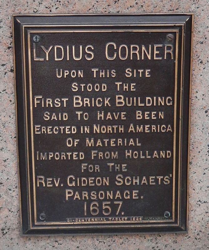 Lydius Corner Marker image. Click for full size.
