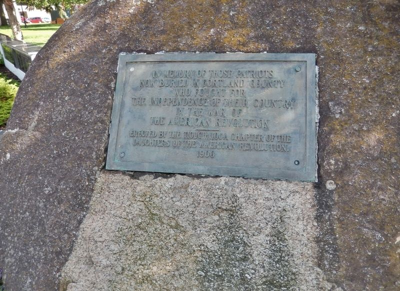 American Revolutionary War Memorial (<i>tall view</i>). Click for full size. American Revolutionary War Memorial (<i>tall view</i>) image. Click for full size.