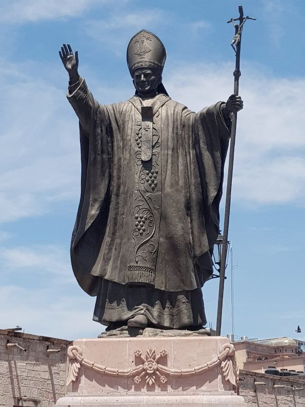 Statue of Pope John Paul II. Click for full size. Statue of Pope John Paul II image. Click for full size.