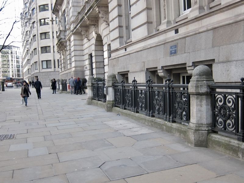 Northumberland House Marker - Wide View, looking south on St Martin's-le-Grand. Click for full size. Northumberland House Marker - Wide View, looking south on St Martin's-le-Grand image. Click for full size.