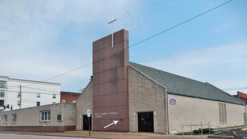 Holy Trinity Catholic Church (<i>wide view; marker visible left of doorway</i>) image. Click for full size.