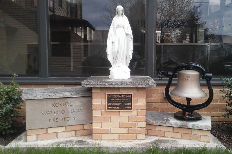 Blessed Sacrament Parish Memorial image. Click for full size.