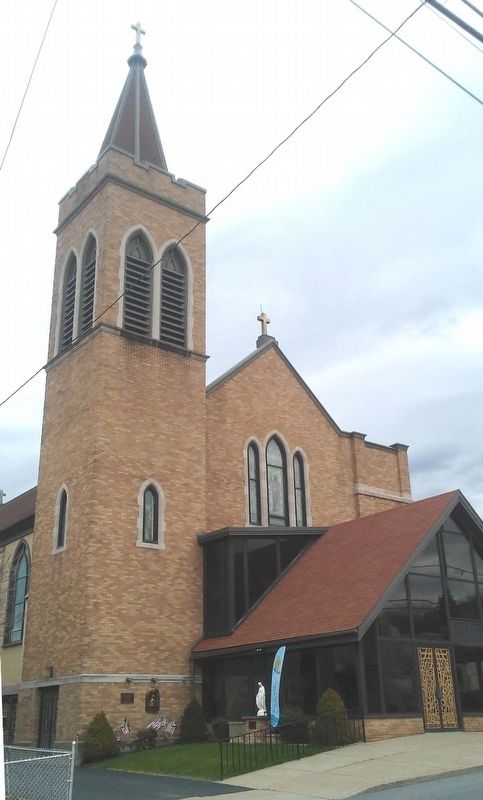 Blessed Sacrament Parish at the former St. Anthony of Padua Polish Catholic Church Sanctuary. Click for full size. Blessed Sacrament Parish at the former St. Anthony of Padua Polish Catholic Church Sanctuary image. Click for full size.
