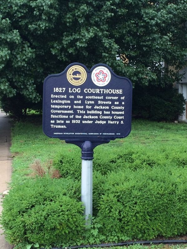 1827 Log Courthouse Marker image. Click for full size.