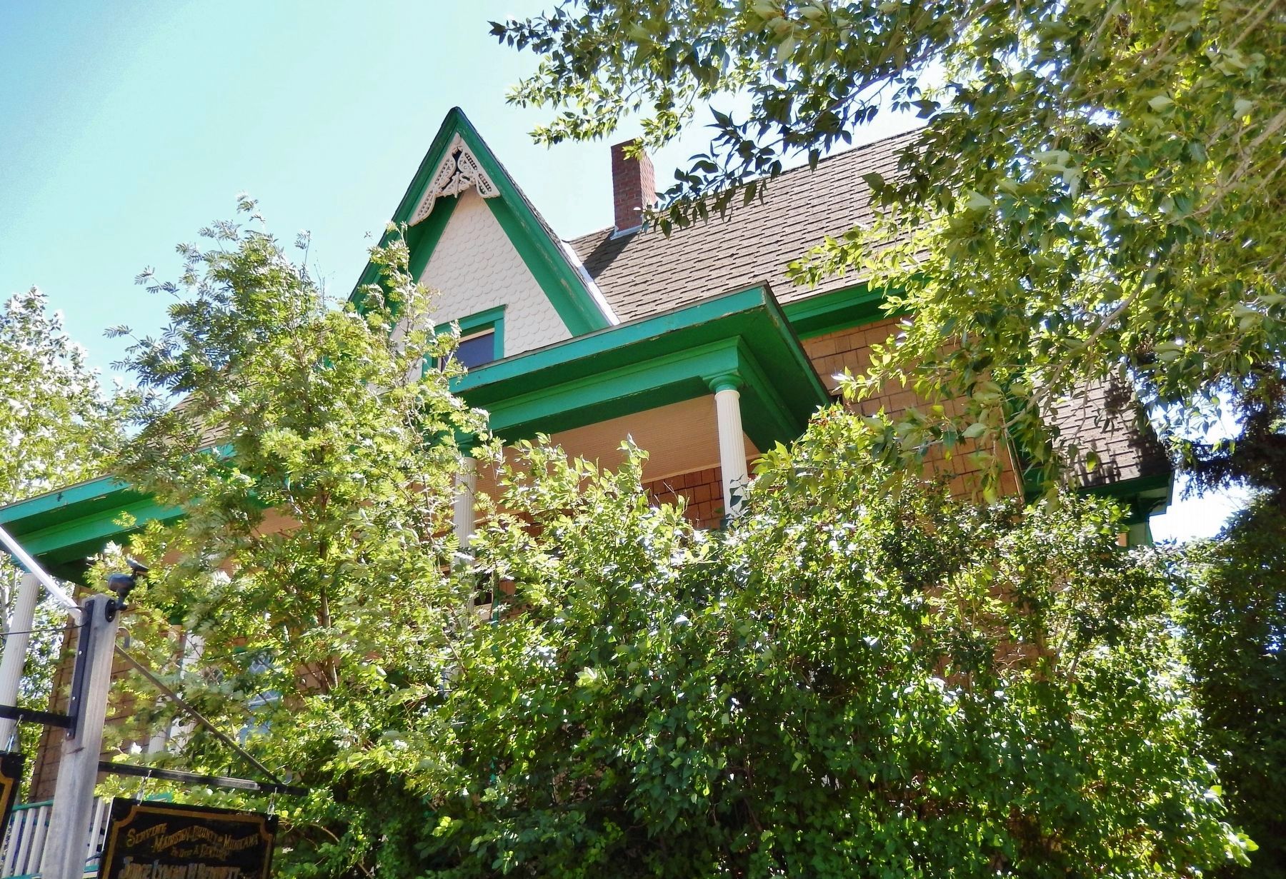 C. L. Dahler House (<i>gable view</i>). Click for full size. C. L. Dahler House (<i>gable view</i>) image. Click for full size.