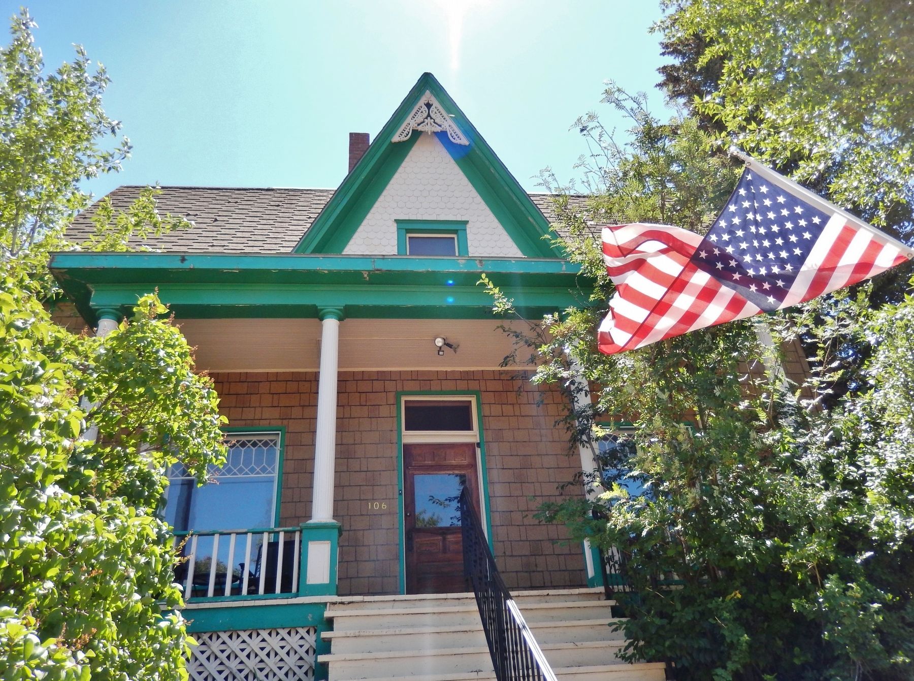 C. L. Dahler House (<i>front view</i>). Click for full size. C. L. Dahler House (<i>front view</i>) image. Click for full size.