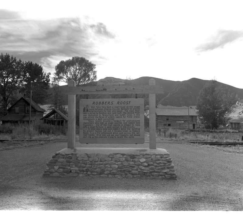 Additional Robber's Roost Marker image. Click for full size.