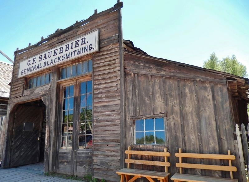 Sauerbier Blacksmith Shop (<i>front view</i>) image. Click for full size.