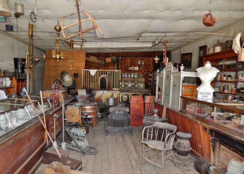 E. L. Smith Store (<i>interior view</i>). Click for full size. E. L. Smith Store (<i>interior view</i>) image. Click for full size.