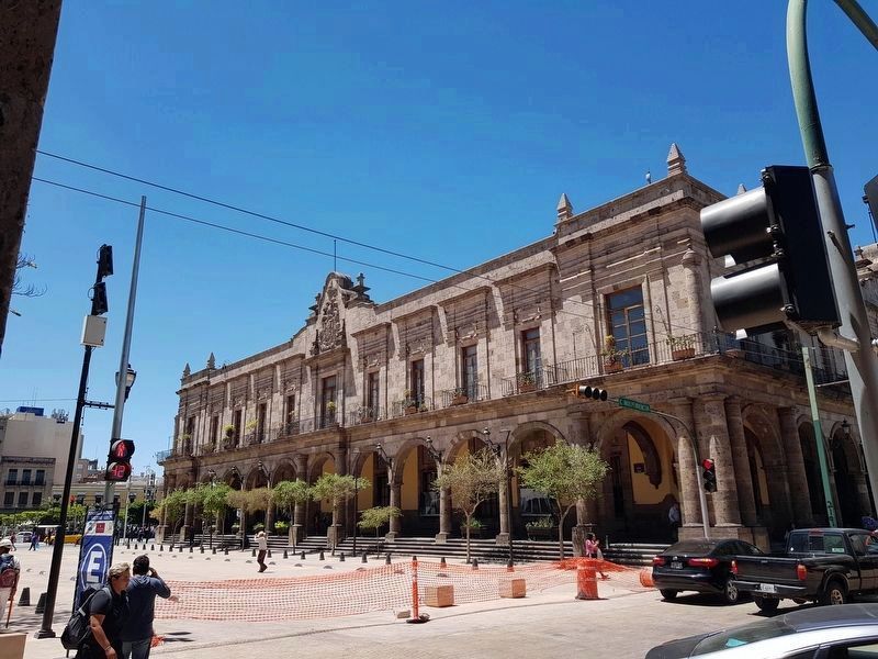 The Municipal Building of Guadalajara (El Palacio Municipal) image. Click for full size.