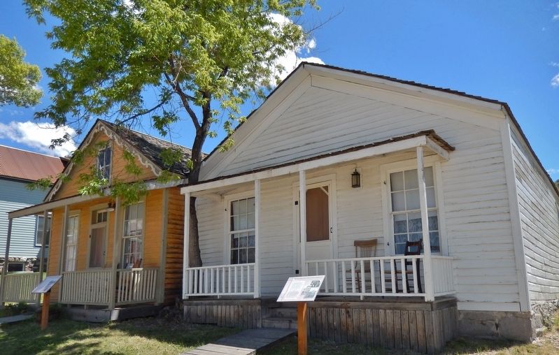John L. Corbett Home (<i>left</i>) & Dr. Levinus Daems Home (<i>right</i>) image. Click for full size.