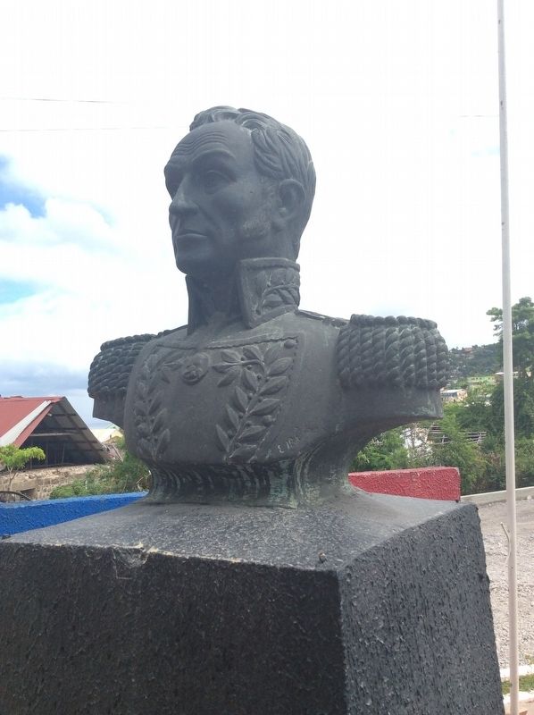 A bust of Simon Bolivar image. Click for full size.