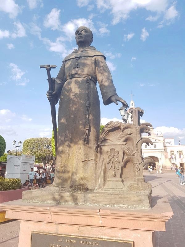 Friar Junipero Serra statue above the marker image. Click for full size.