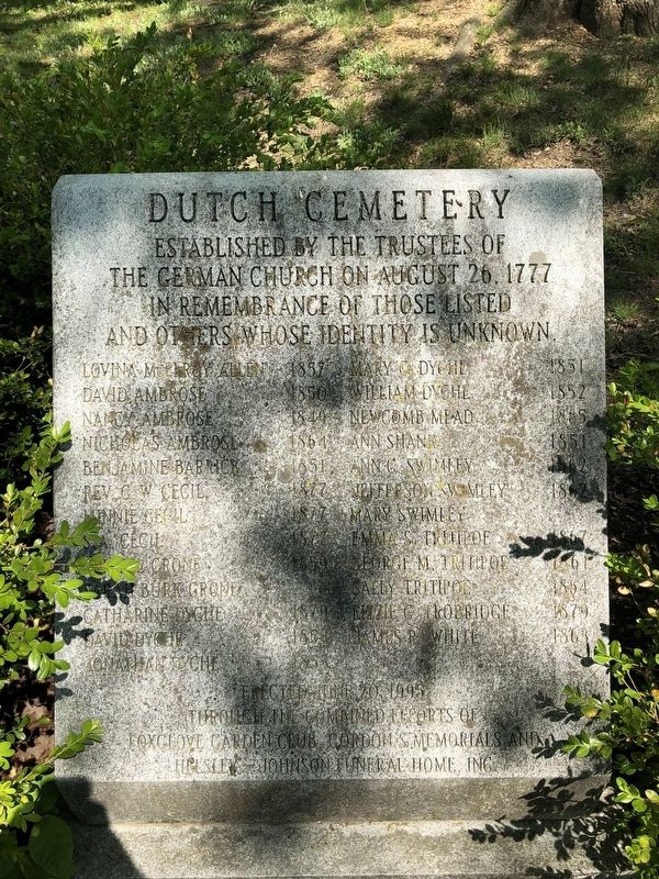 Dutch Cemetery Plaque image. Click for full size.