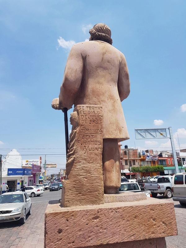 Ezequiel Montes statue reverse image. Click for full size.