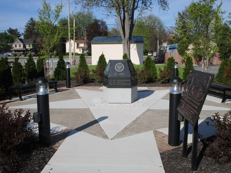 Newfane Veterans Memorial image. Click for full size.