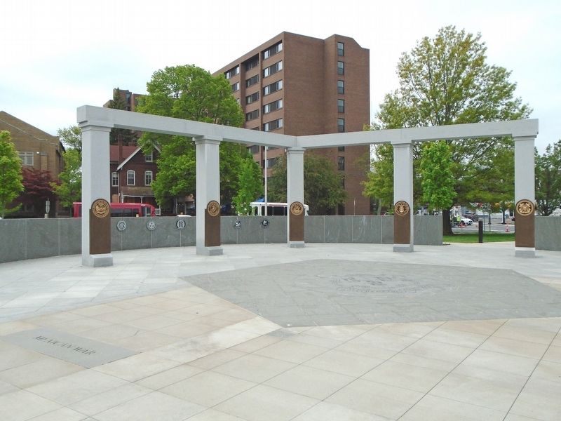 Connecticut State Veterans Memorial image. Click for full size.