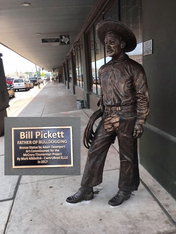 Bill Pickett Statue in Taylor, Texas image. Click for full size.