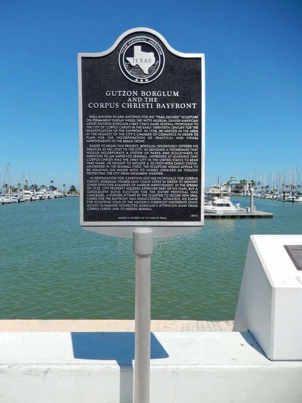 Gutzon Borglum Corpus Christi Bayfront Marker (<i>tall view</i>) image. Click for full size.