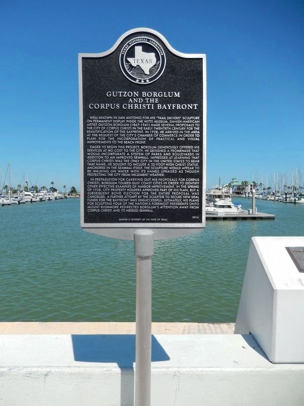 Gutzon Borglum Corpus Christi Bayfront Marker (<i>tall view</i>). Click for full size. Gutzon Borglum Corpus Christi Bayfront Marker (<i>tall view</i>) image. Click for full size.