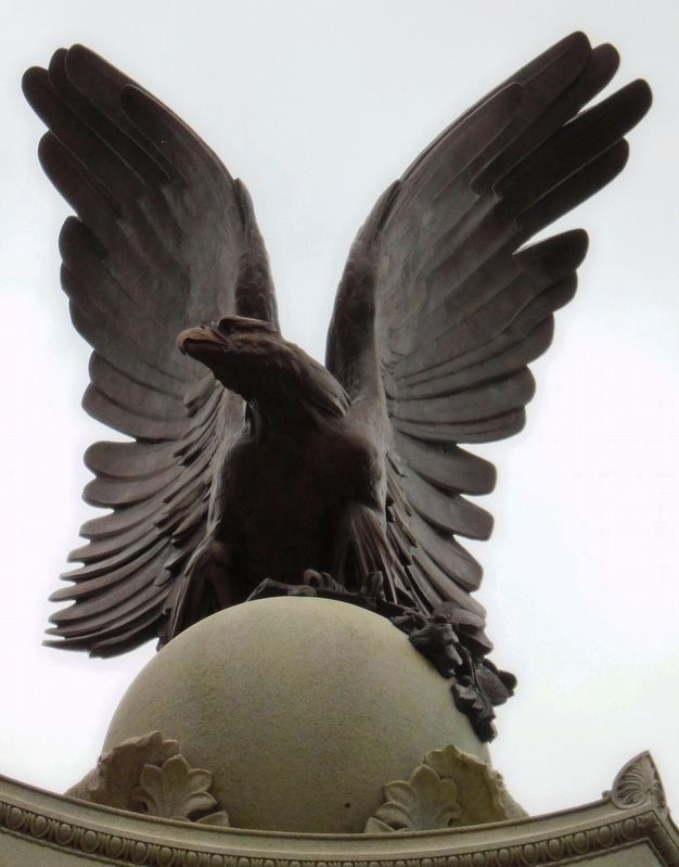 Civil War Memorial Eagle image. Click for full size.