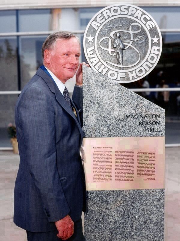 Neil Armstrong at Marker Unveiling image. Click for full size.