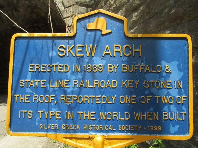 Skew Arch Marker image. Click for full size.