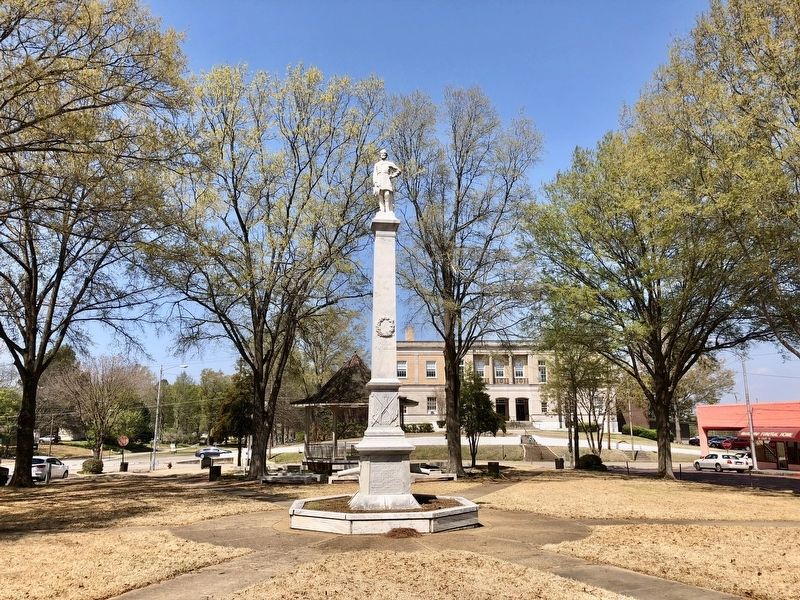 Lee County Confederate Monument image. Click for full size.
