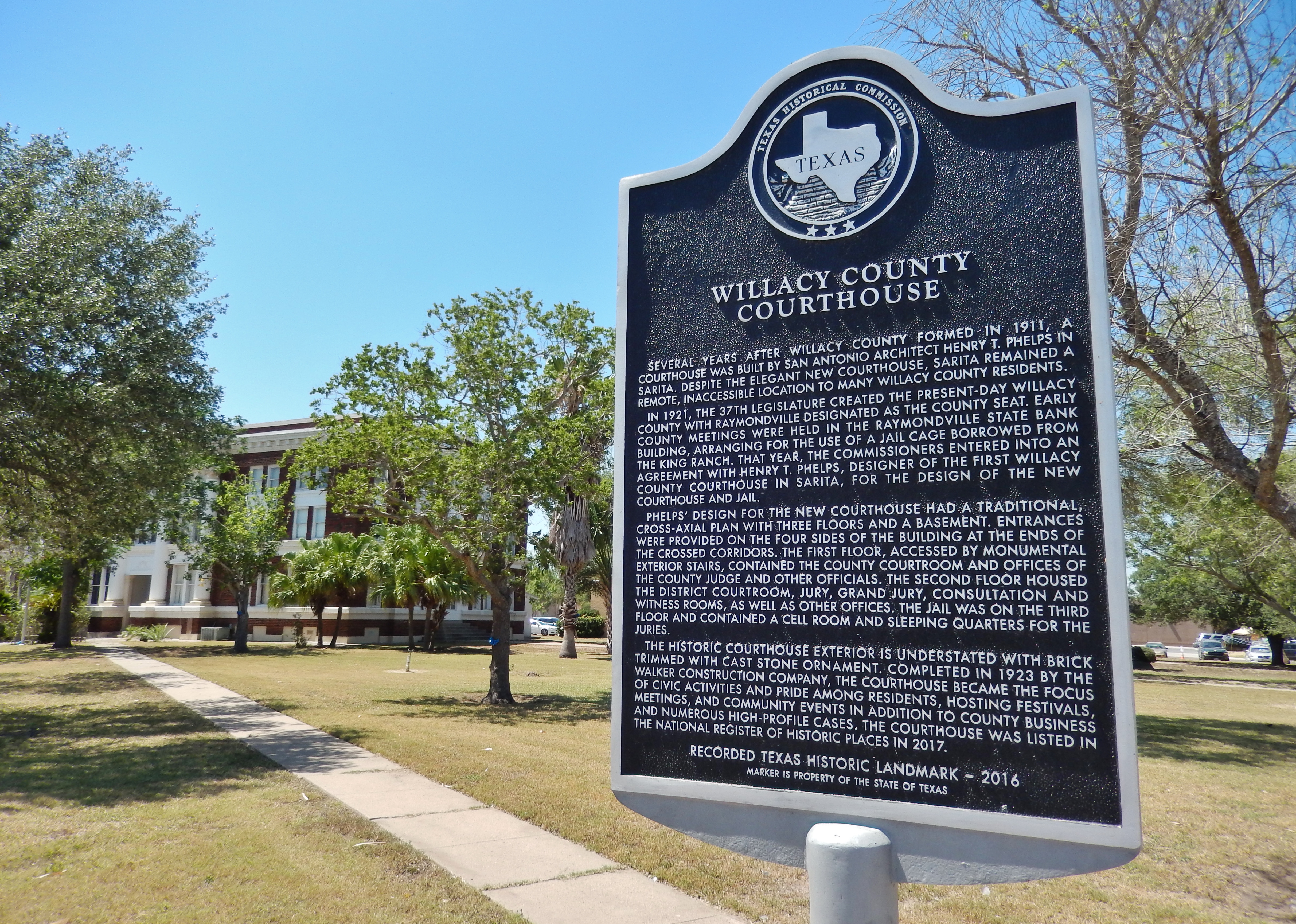 Willacy County Courthouse Marker (<i>wide view; Willacy County Courthouse in background</i>)