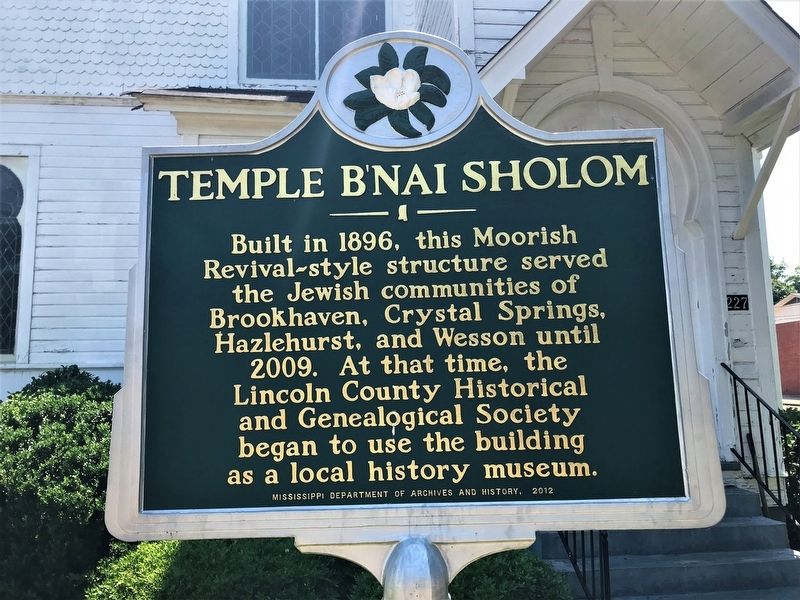 Temple B'nai Sholom Marker. Click for full size. Temple B'nai Sholom Marker image. Click for full size.