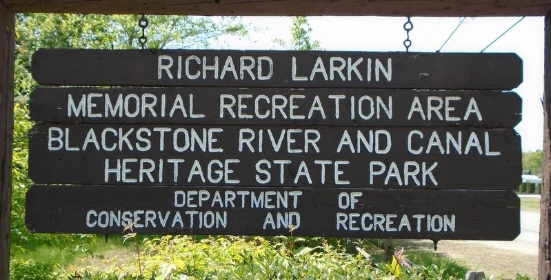 Larkin Memorial Recreation Area Sign image. Click for full size.