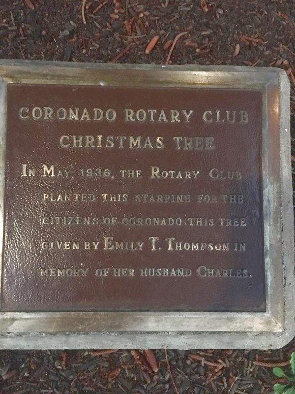 Coronado Rotary Club Christmas Tree Marker image. Click for full size.