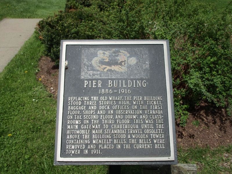Pier Building Marker image. Click for full size.