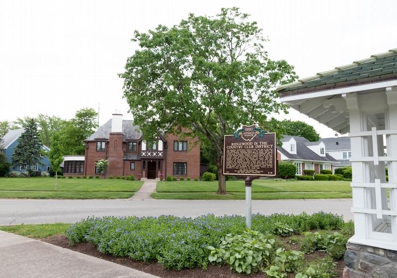 Ridgewood in the Country Club District Marker. Click for full size. Ridgewood in the Country Club District Marker image. Click for full size.