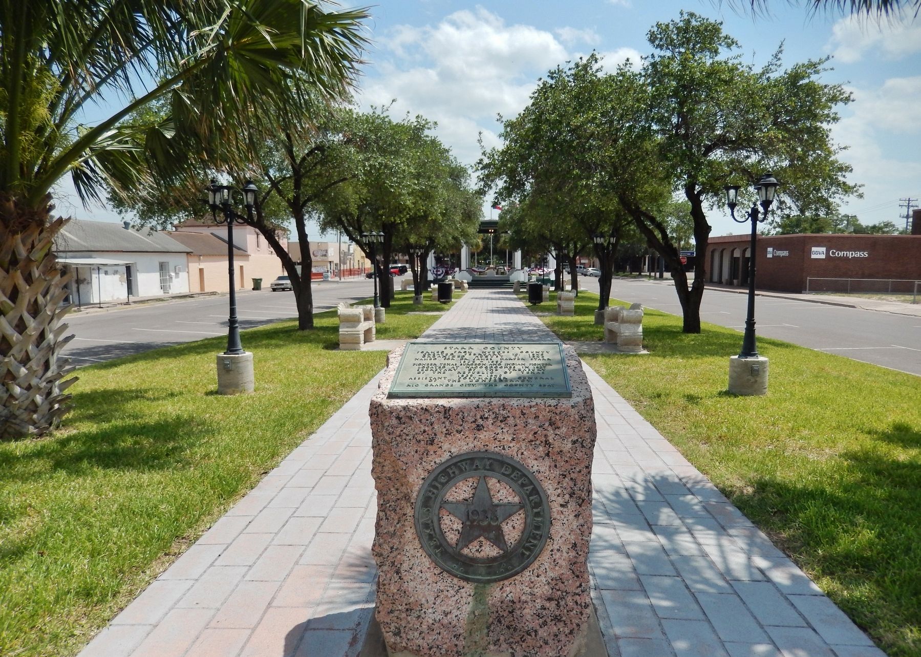 Starr County Marker (<i>wide view; looking south across plaza toward gazebo/bandstand</i>) image. Click for full size.