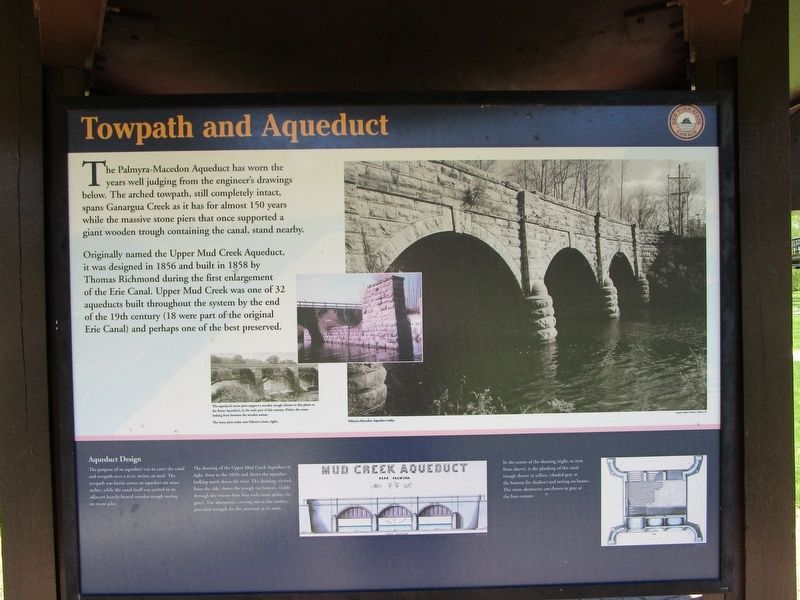 Towpath and Aqueduct image. Click for full size.