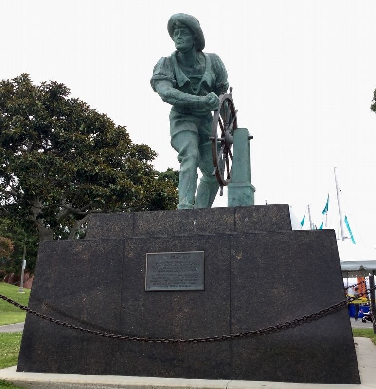 The Helmsman Marker and Statue image. Click for full size.