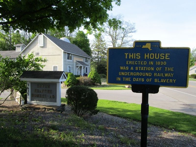 This House & Marker image. Click for full size.