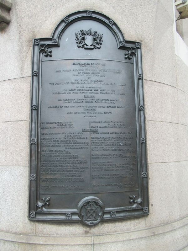Corporation of London Tower Bridge Marker image. Click for full size.