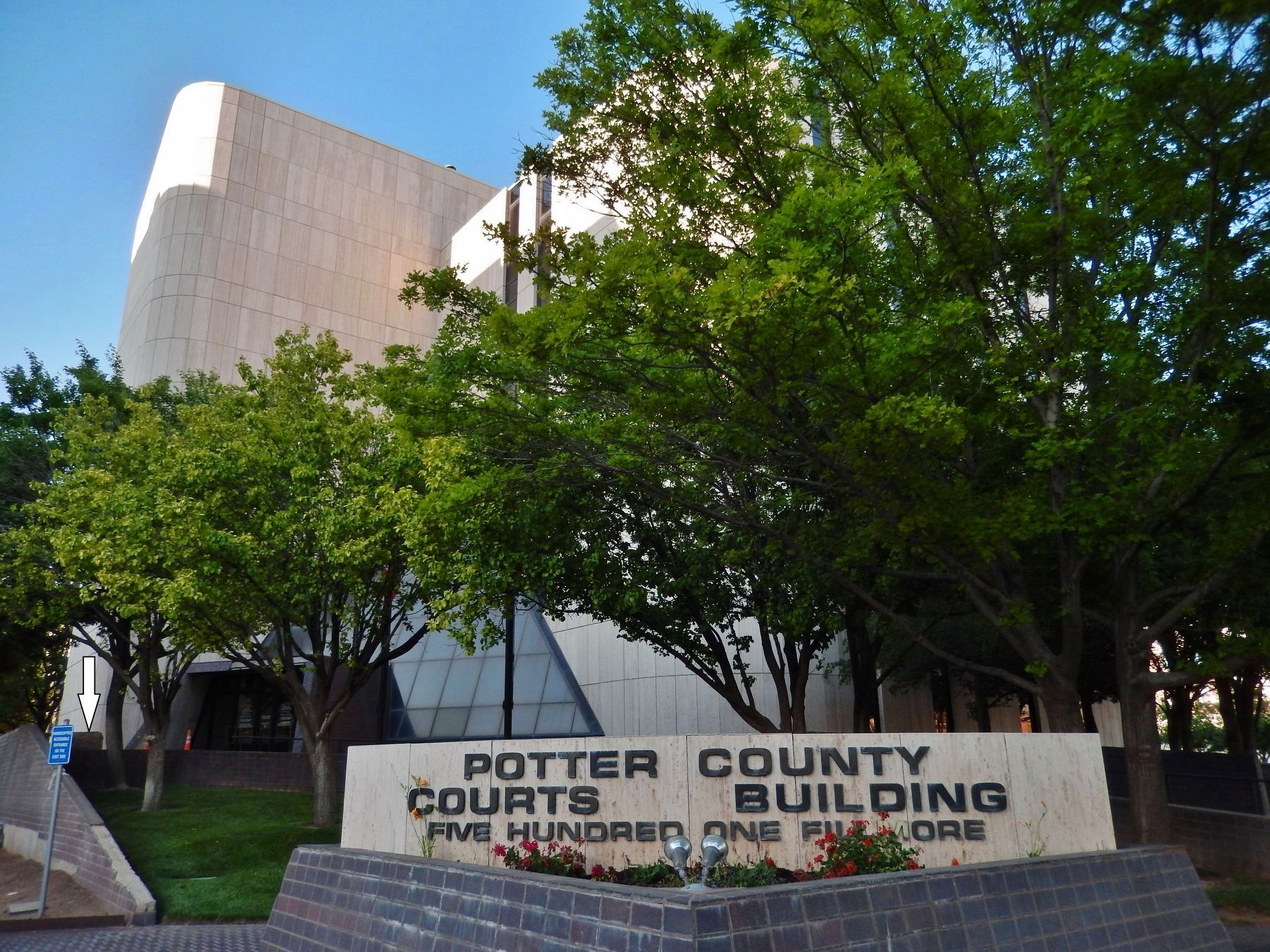 Potter County Courts Building Plaza (<i>marker visible near courthouse entrance - left edge</i>) image. Click for full size.