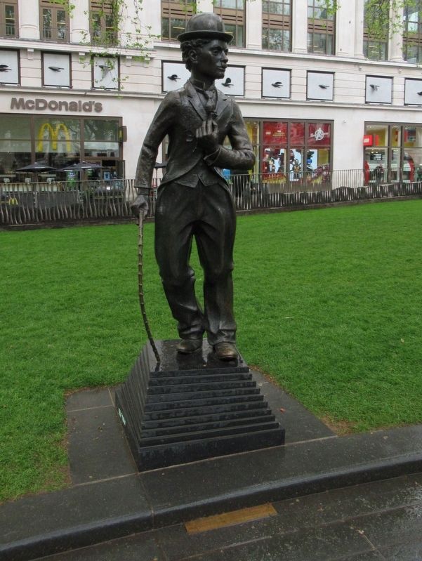 A Statue of Charlie Chaplin in Leicester Square image. Click for full size.