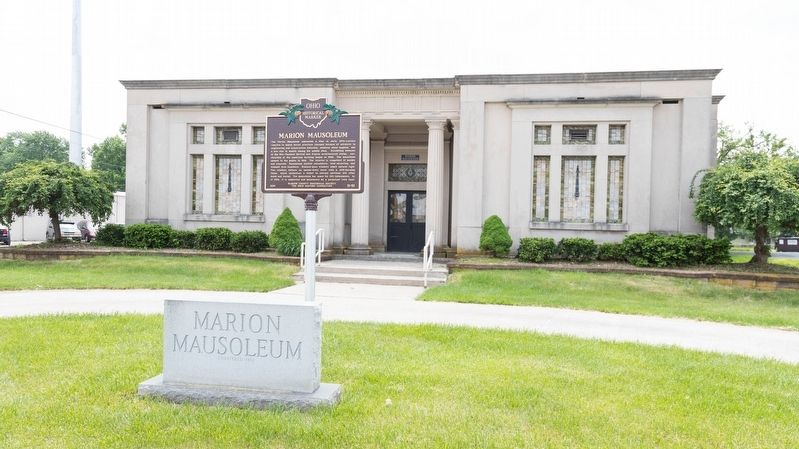 Marion Mausoleum and Marker image. Click for full size.