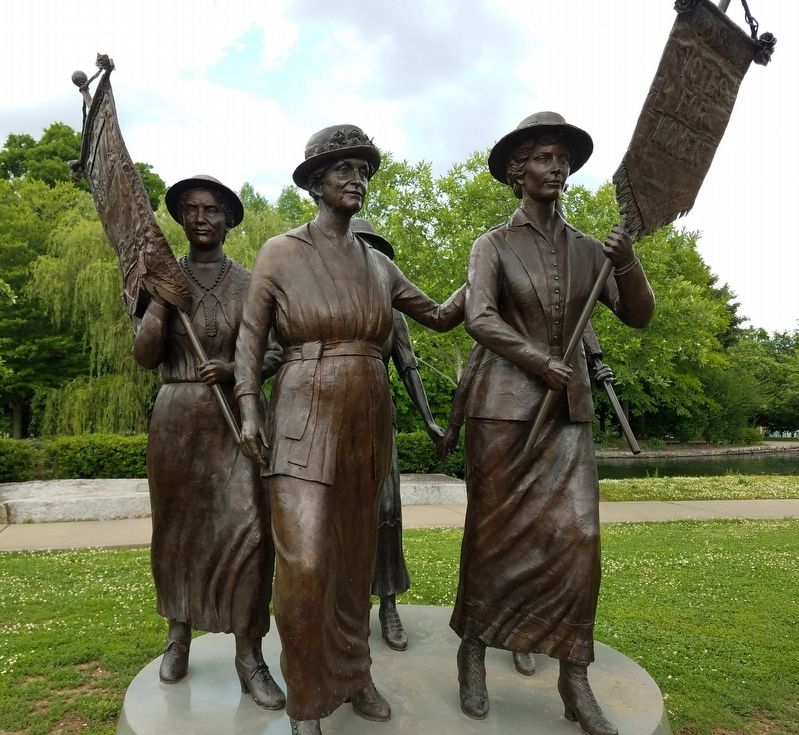 Women's Sufferage Monument image. Click for full size.
